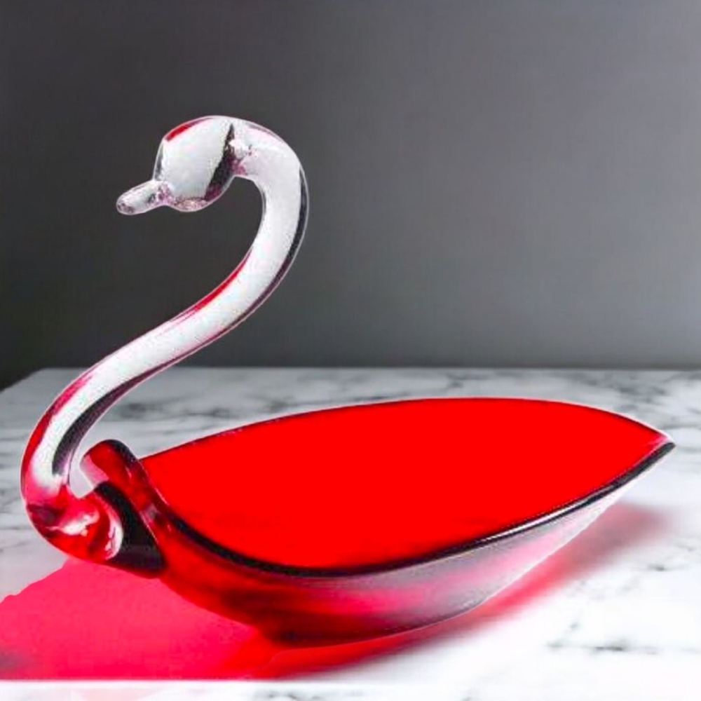VINTAGE Duncan & Miller Ruby Red 8" PALL MALL Swan Mid Century Modern Art Glass